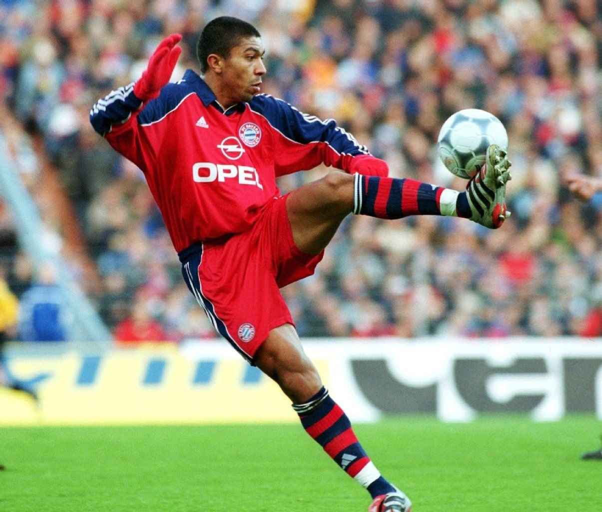 Giovane Elber