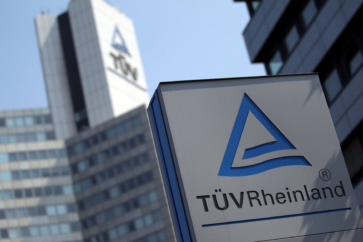 Der TÜV Rheinland in Köln.