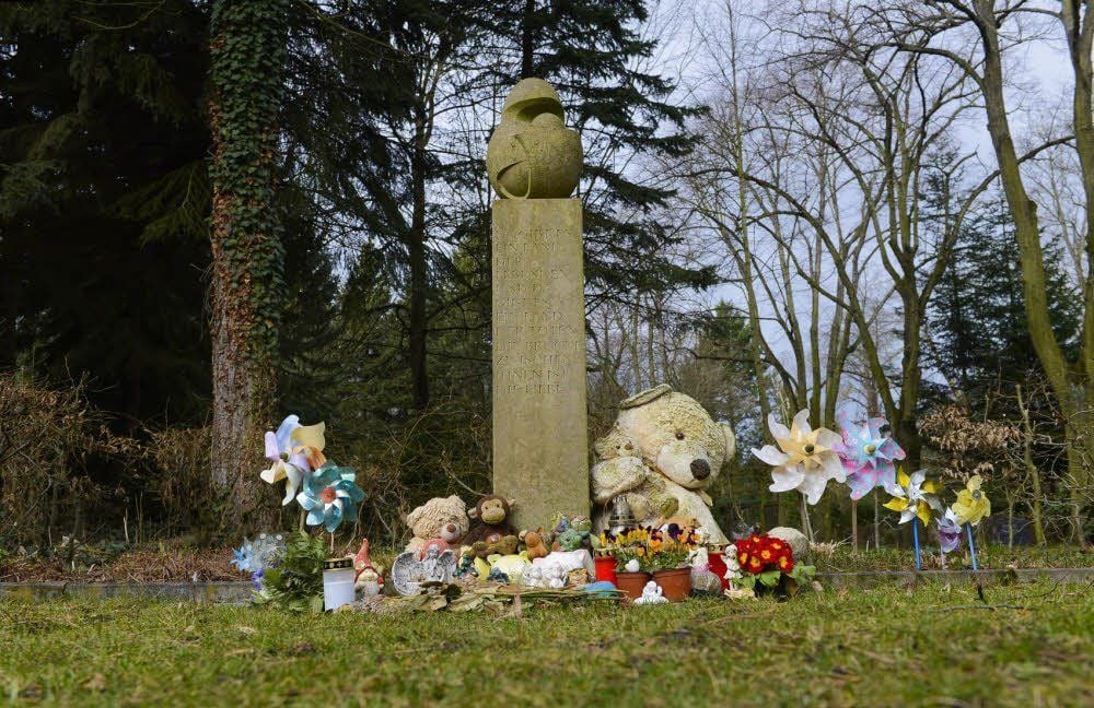 Auf dem halleschen Südfriedhof gibt es ein besonderes Feld für die Bestattung von Fehlgeburten.