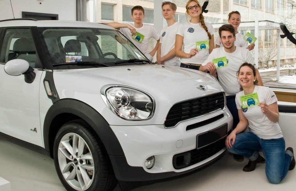 Josephin Hoth, Carla Mengewein, Benjamin Kussatz, Sarina Morgenroth, Jan Müller und Alexander Hirschfeld möchten, dass Studenten und Mitarbeiter der Hochschule Merseburg künftig häufiger Fahrgemeinschaften bilden.