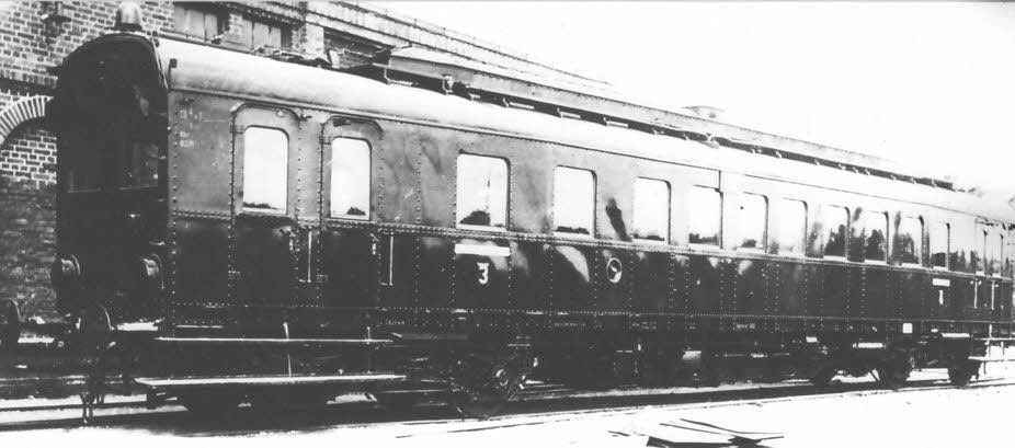 Originalaufnahme des Benzoltriebwagens VT 764, Baujahr 1928, bei der Auslieferung
