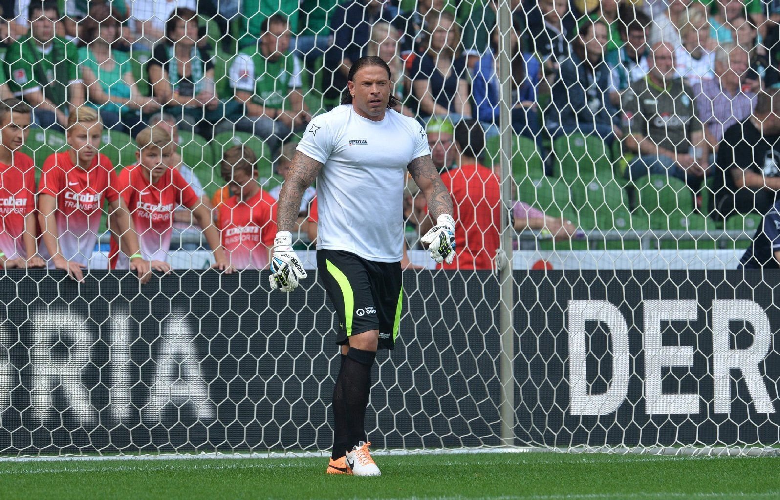 Ex-Werder Torwart Tim Wiese beim Abschiedsspiel für Ailton am 6. September 2014 im Weserstadion in Bremen