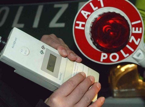 Atemalkohol-Test der Polizei.
