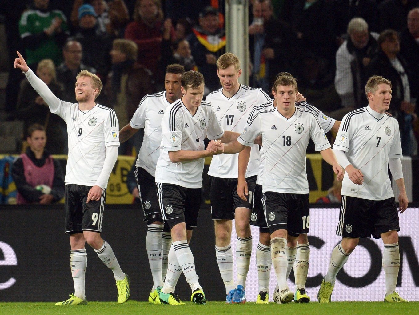 Nach dem 3:0-Erfolg über Irland war die DFB-Elf für die WM-Endrunde in Brasilien qualifiziert.