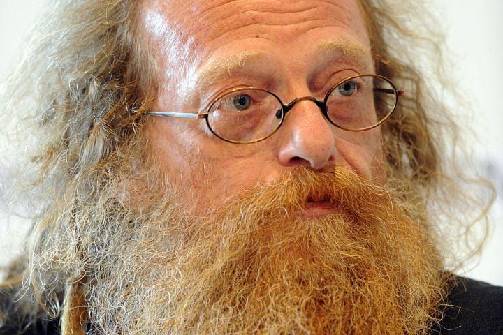 Ossi Urchs ist im Alter von 60 Jahren gestorben.