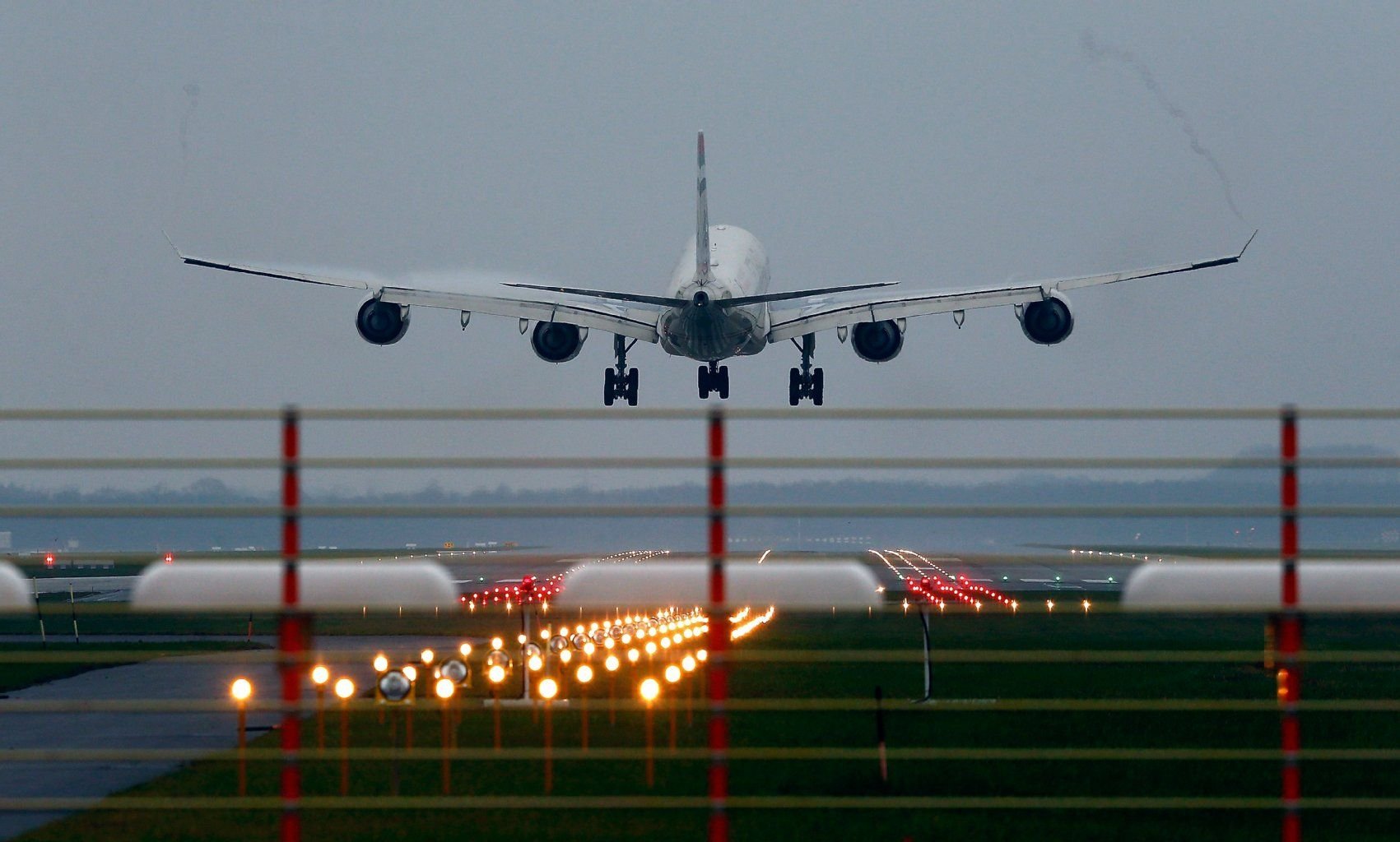 Die Kurz- und Mittelstrecken der Fluglinie sind vom Streik ausgeschlossen.