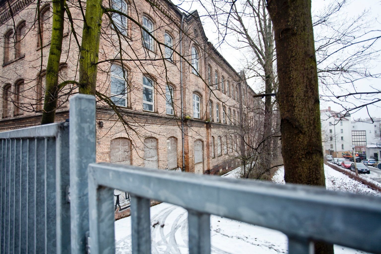 Aus der ehemaligen Steintorschule in der Großen Steinstraße 60 soll eine Jugendherberge werden.