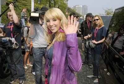 Kandidatin Annemarie Eilfeld kommt in Köln zum Fantreffen der Castingshow «Deutschland sucht den Superstar» (DSDS). (ARCHIV-FOTO: DPA)