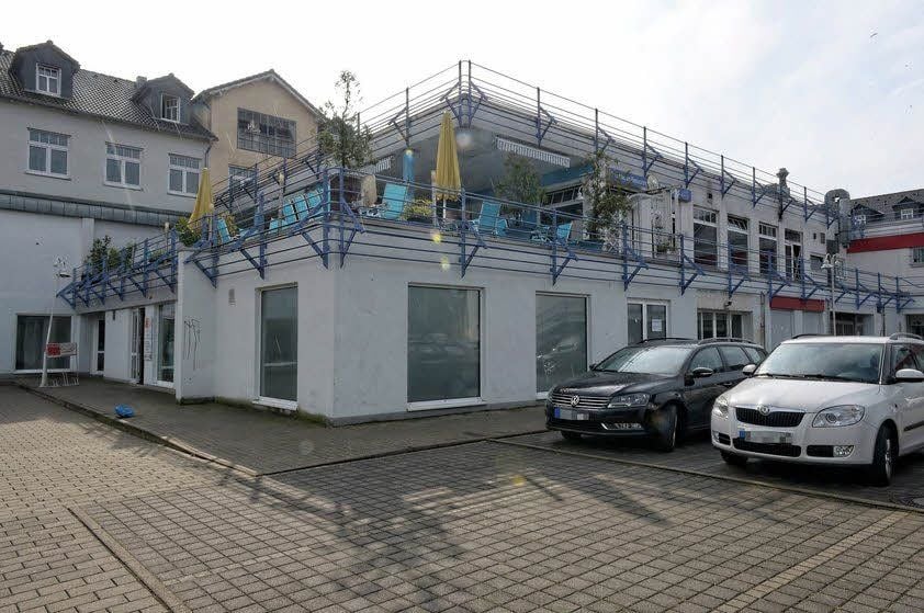 Das griechische Restaurant Nikopolis liegt im ersten Stock dieses Hauses. In der Nacht zum Dienstag brannte der Gastraum.