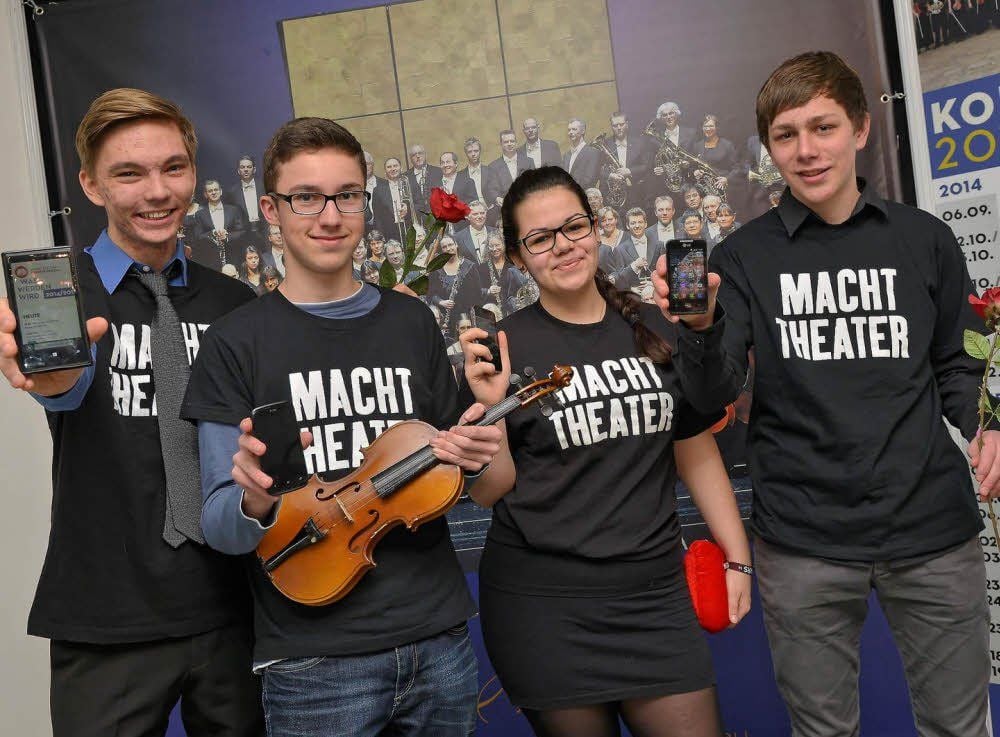 Einen Liebesgruß an die Philharmonie? Schüler des Philanthropinums haben ihn gern aufgenommen.