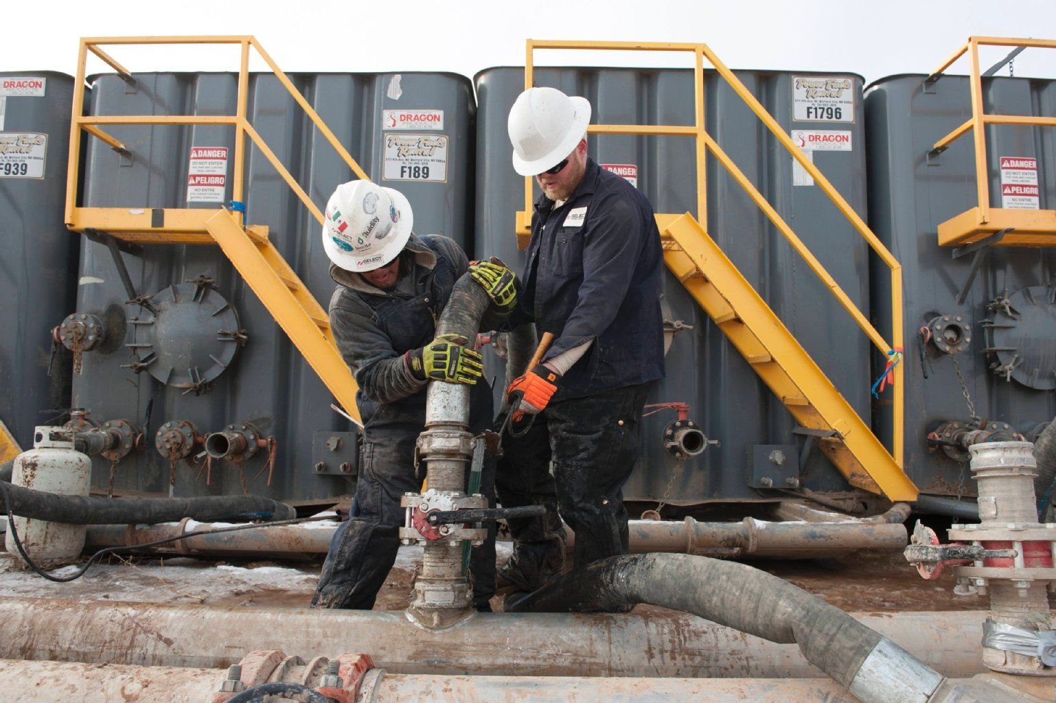 Eine Fracking-Anlage in North Dakota, USA.