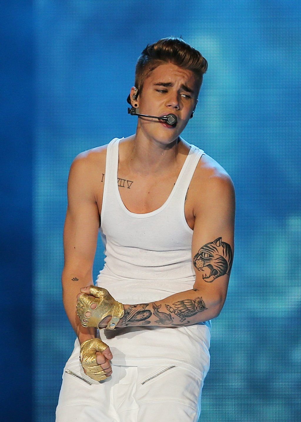 Mit Feinripp kennt Justin Bieber sich aus, Calvin Klein hin oder her.