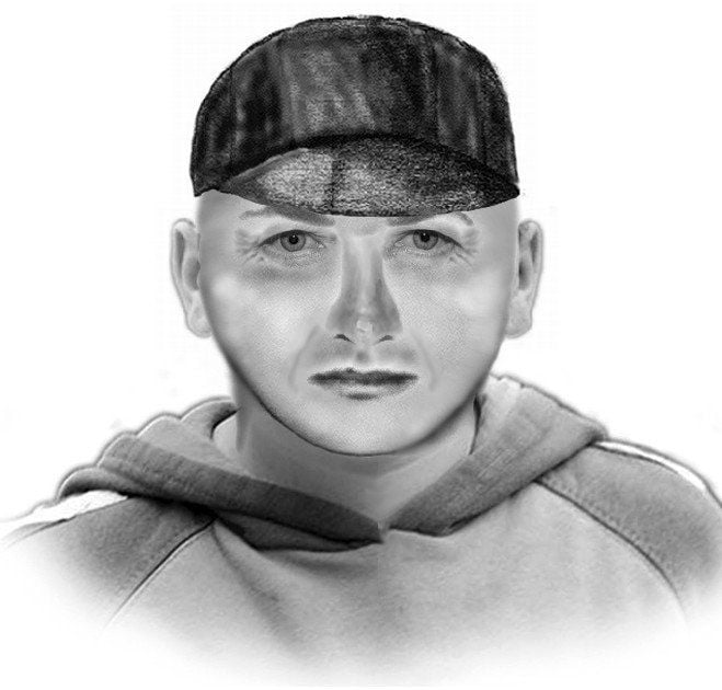 So soll der Räuber ausgesehen haben, der am 12. August 2014 in Burg im Kreis Jerichower Land in Sachsen-Anhalt einen Rewe-Markt überfallen hat.