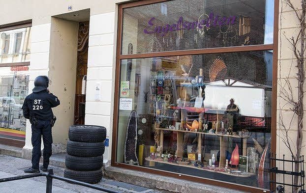 Einsatz in Apollensdorf Nord und in den „Engelswelten“ im Zentrum - dort soll gepfändet worden sein.