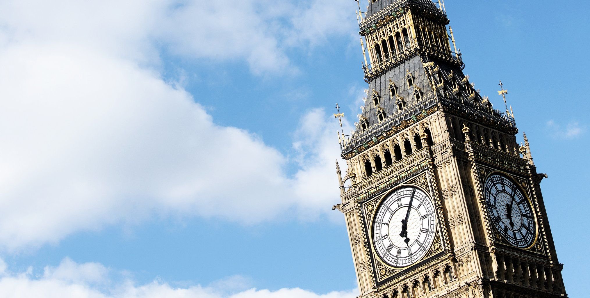 Blick auf den Glockenturm Big Ben in London.
