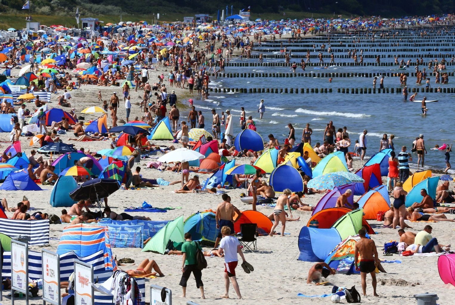 Die Deutschen sind angesichts der robusten Konjunktur in Urlaubslaune.