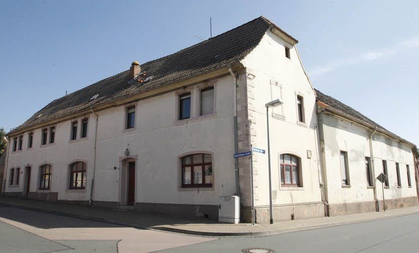 Die ehemalige Stadthalle hat einen neuen Besitzer.