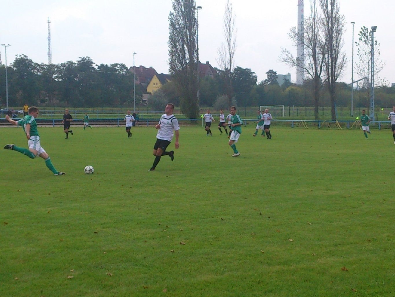 Der 1. FC Romonta Amsdorf führte zur Halbzeit gegen den TSV Völpke mit 1:0.