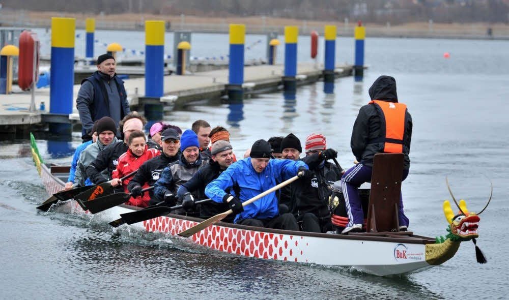 Die Jungfernfahrt des neuen Drachenbootes auf dem Goitzschesee war ein voller Erfolg.