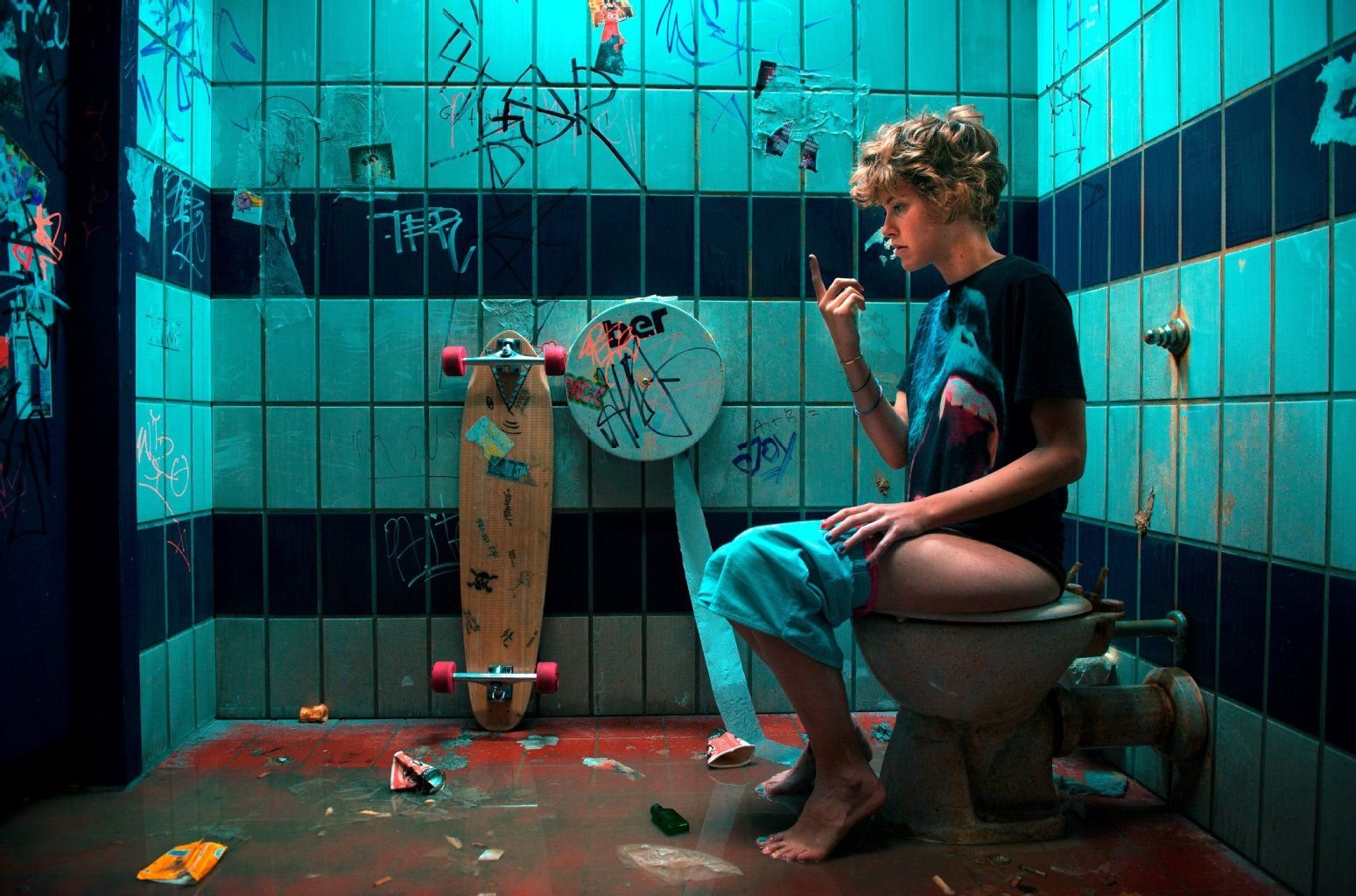 Die Schweizer Schauspielerin Carla Juri spielt in der Verfilmung von Charlotte Roches Roman „Feuchtgebiete“ die 18-jährige Helen Memel. Regie führte David F. Wnendt („Kriegerin“).