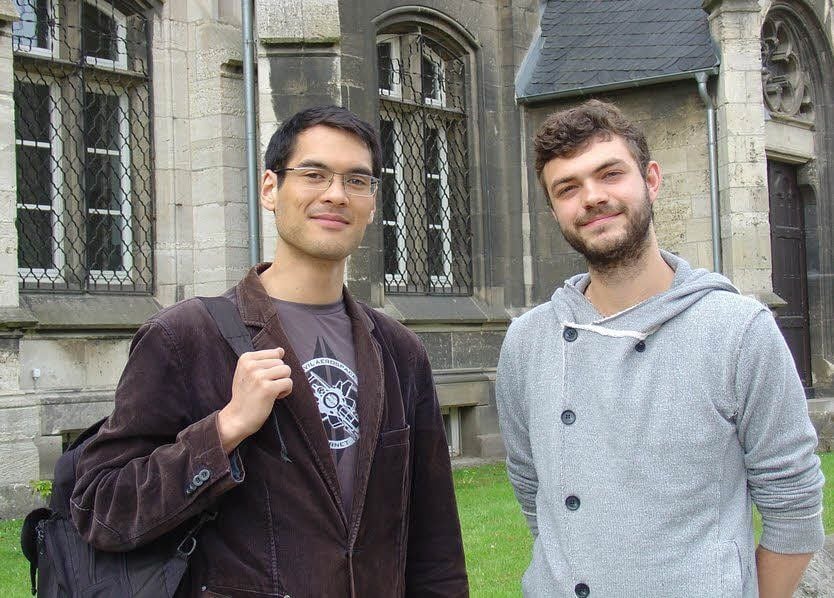Die MZ sprach mit Robin Radom (rechts), der die Federführung für das Flüchtlings-Projekt hat, und Lasse Boomgaarden.