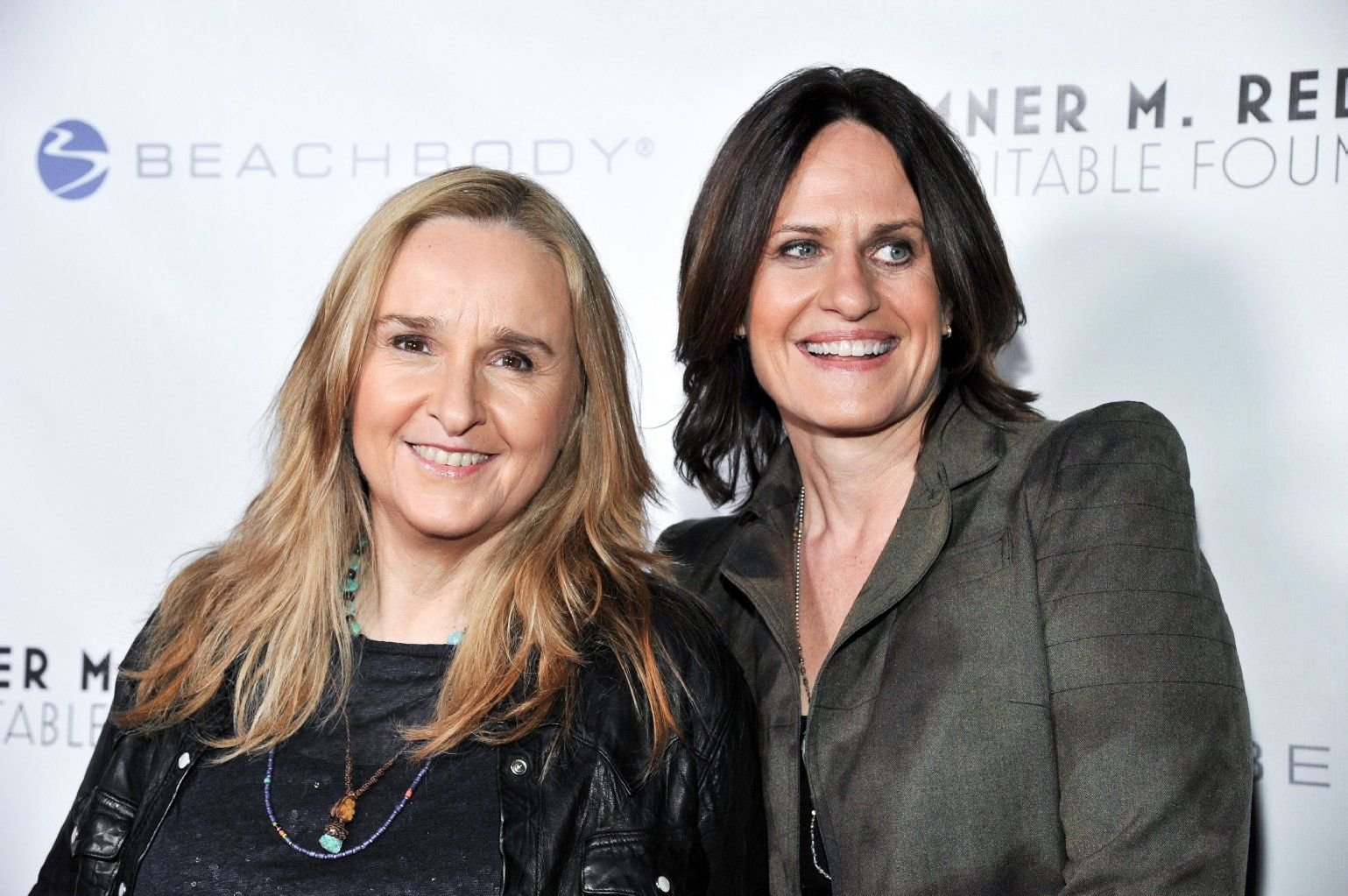 Sängerin Melissa Etheridge und ihre Freundin Linda Wallem.