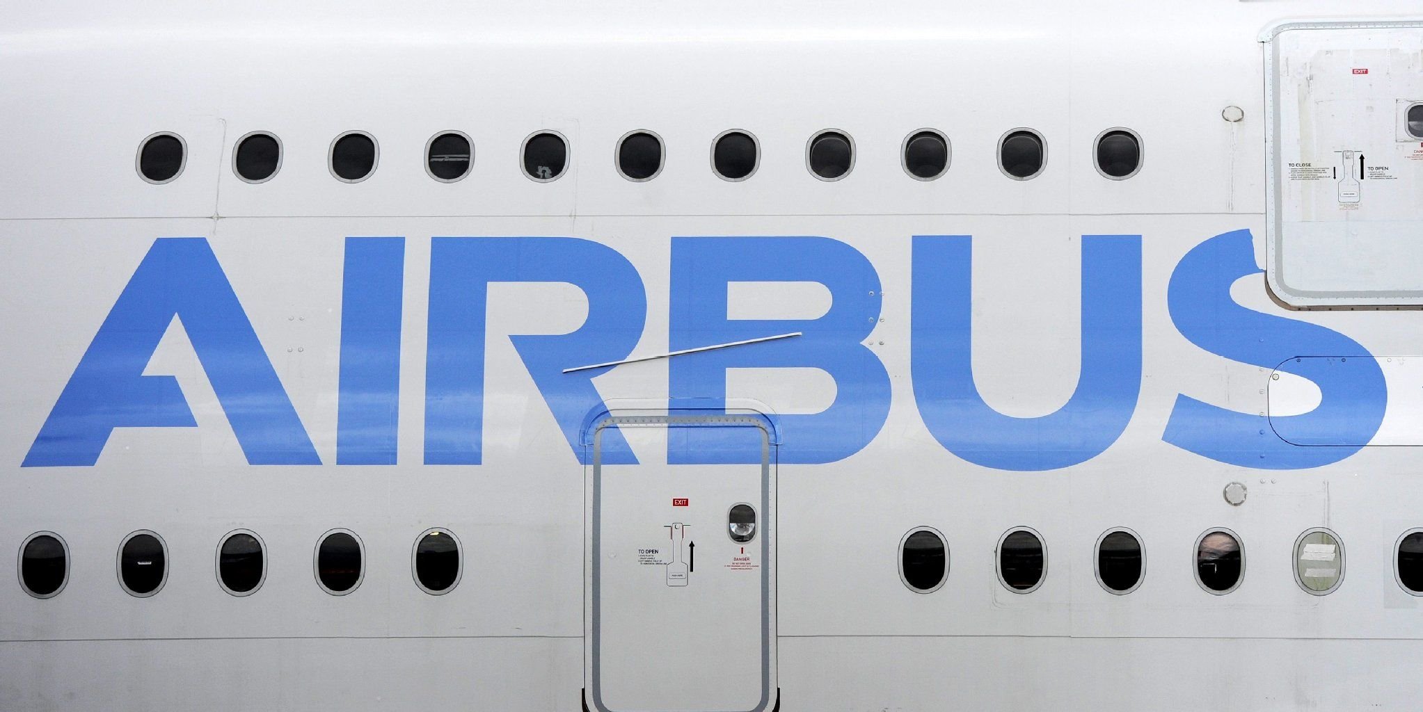 Zwei Großaufträge bringen Airbus mehrere Milliarden Euro ein.