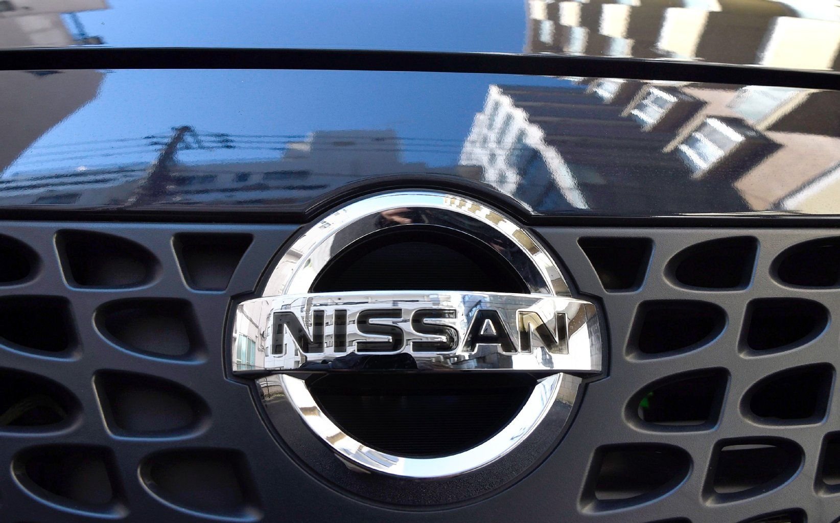 Nissan und Toyota rufen weiltweit mehrere Millionen Fahrzeuge zurück.