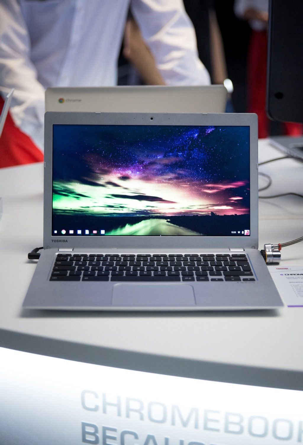 Chromebooks, hier Toshibas Chromebook 2, sind relativ schwache Rechner, die auf Googles Onlinedienste setzen.