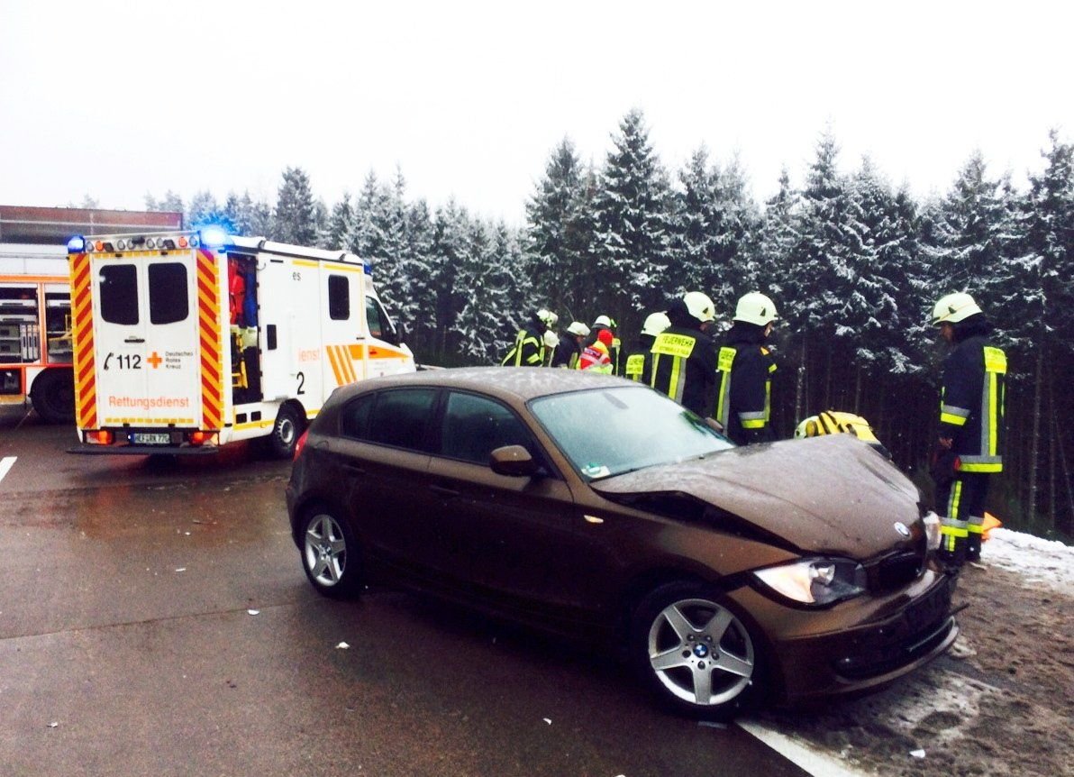 Ein Pkw soll an dem Unfall beteiligt gewesen sein.