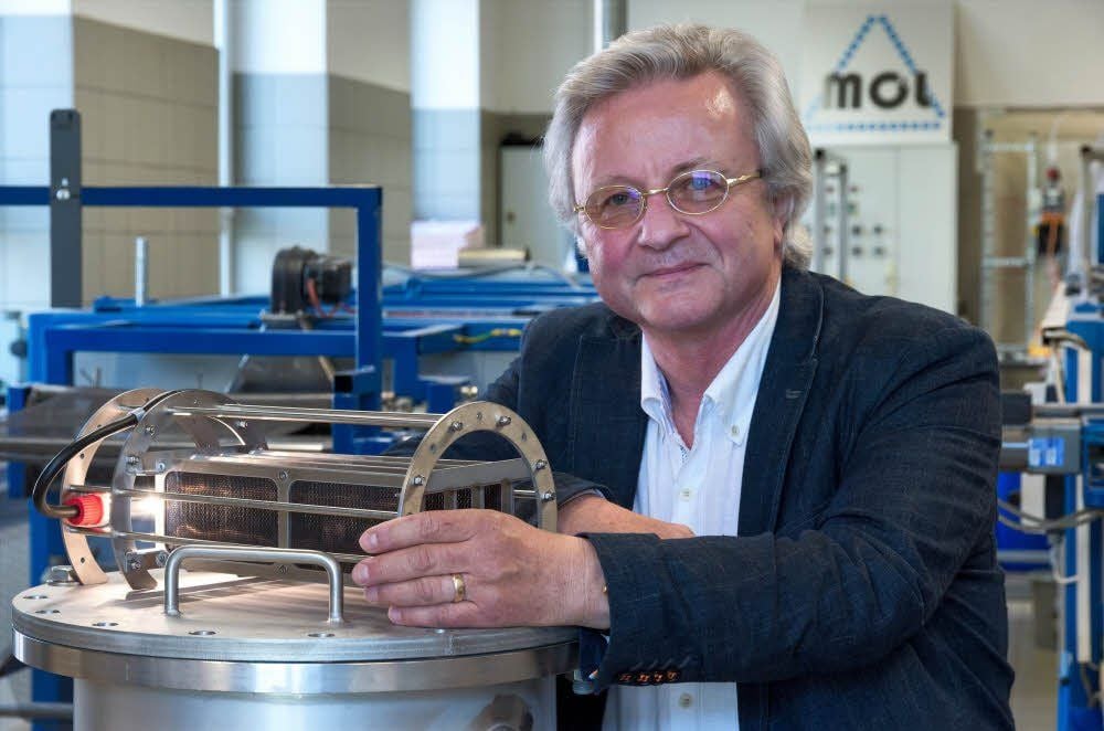 Jürgen Koppe, Geschäftsführer der Mol Katalysatortechnik aus Merseburg.