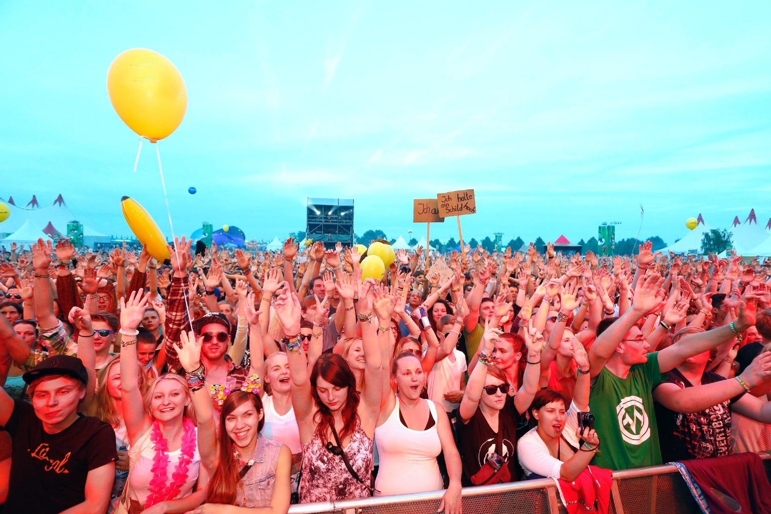 Sputnik Spring Break 2014: 25.000 Besucher und hochsommerliches Wetter - besser geht es nicht.