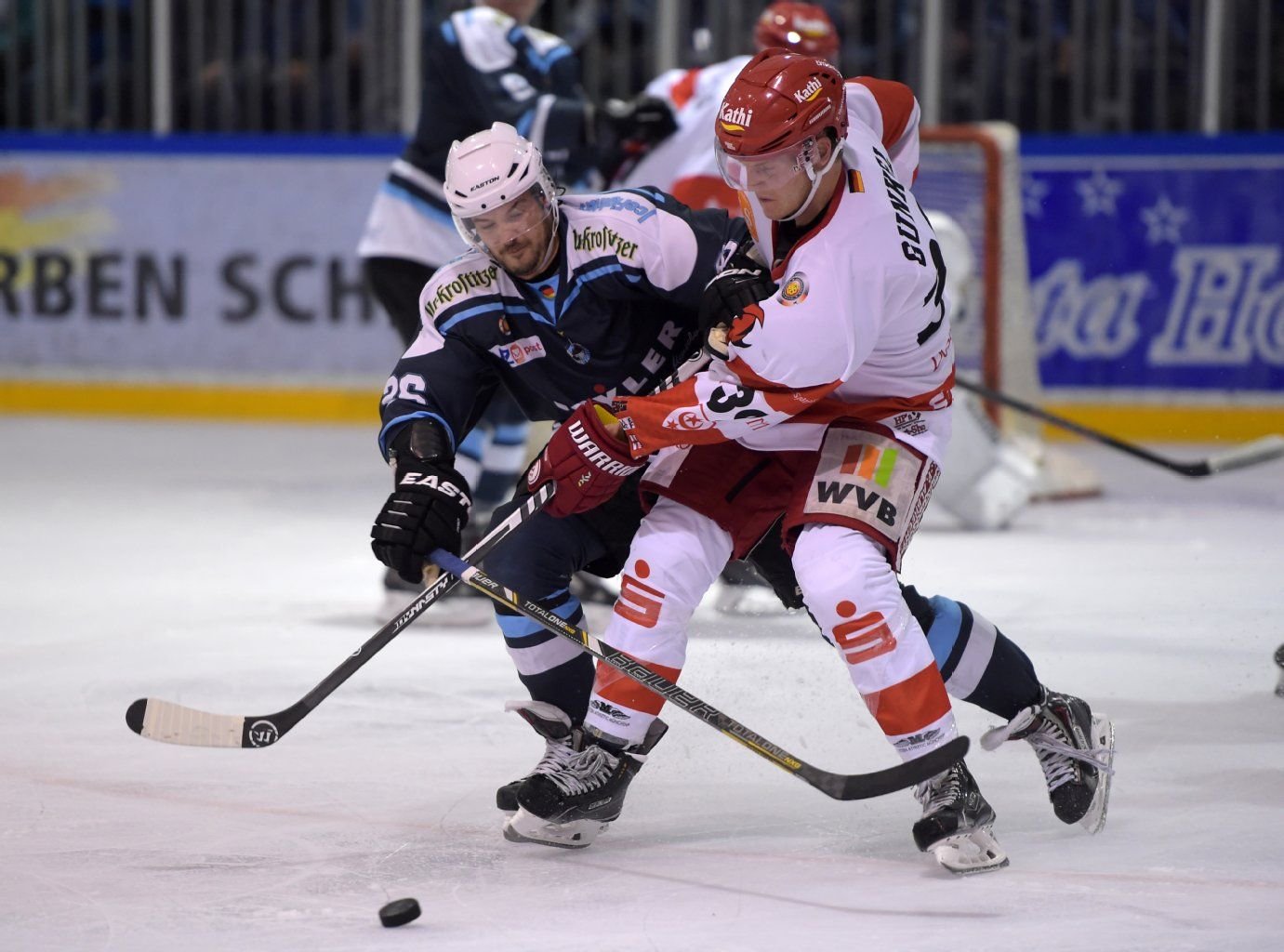 Tom Fiedler (links) und Philipp Gunkel (r., Halle)