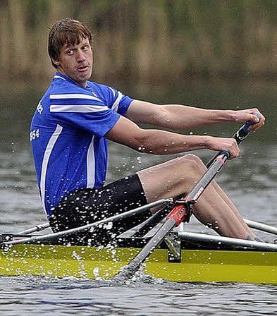 Kevin Rosenau war einer der Aktiven aus 18 Vereinen, die über den Zschornewitzer See ruderten.