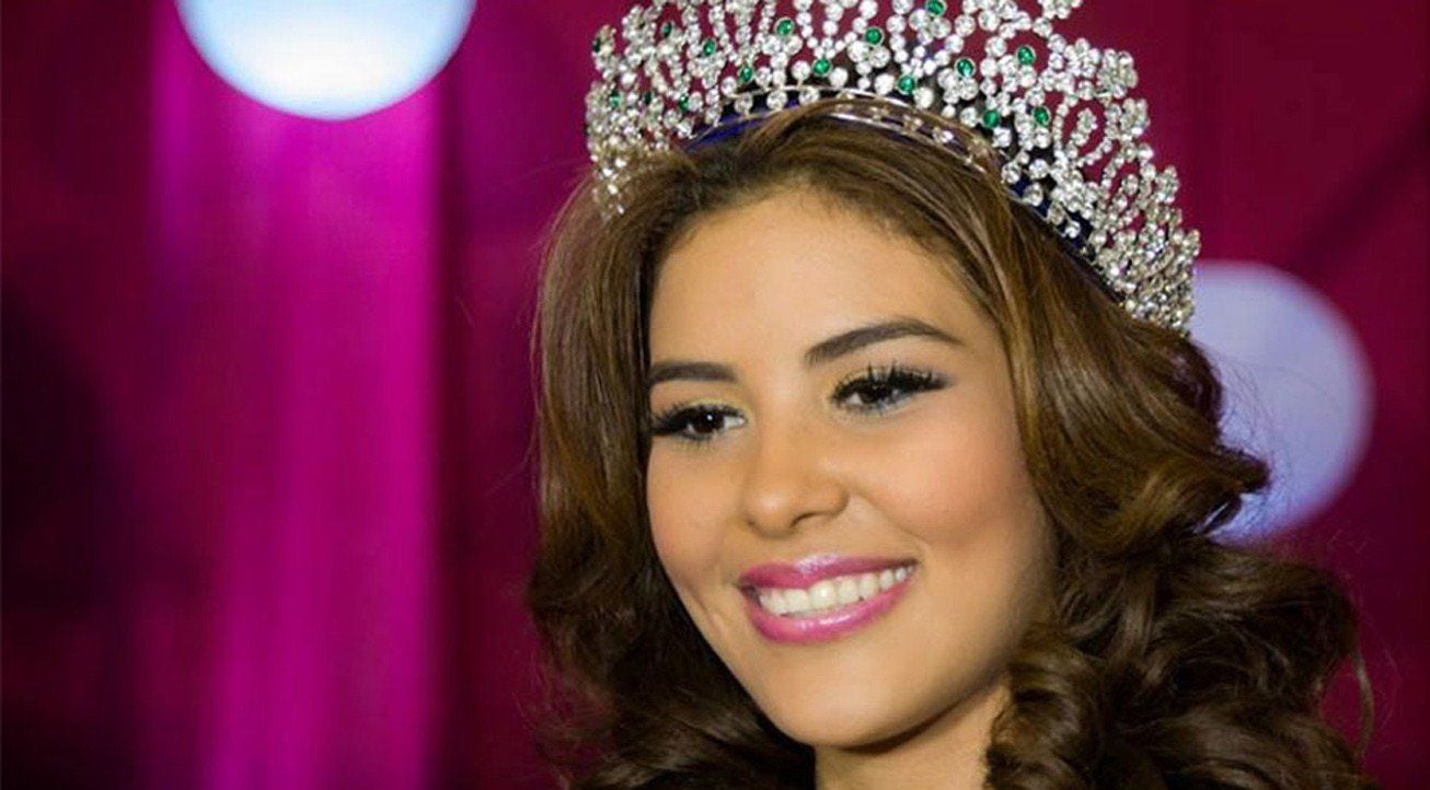 Maria Jose Alvarado bei der Krönung zur Miss Honduras.