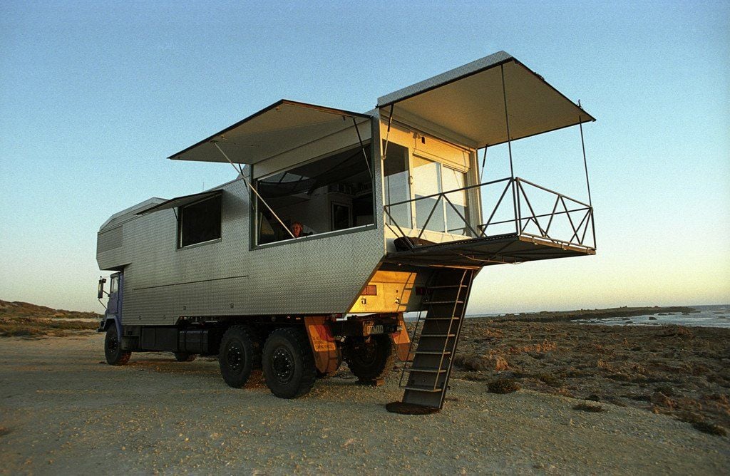„Wothahellizat“ - heißt übersetz so viel wie: Was zu Hölle ist das? Die Antwort: Das wohl verrückteste Wohnmobil der Welt.