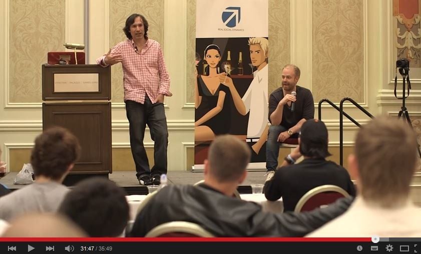 "Ozzie" (links) nennt sich der Mann, der ein Abschlepp-Seminar in Berlin veranstalten will.