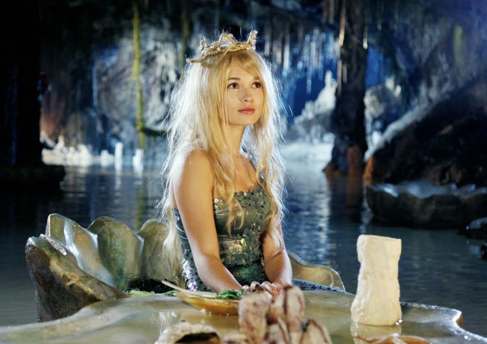 Weihnachtszeit ist Märchenzeit und Zoe Moore ist die kleine Meerjungfrau Undine.