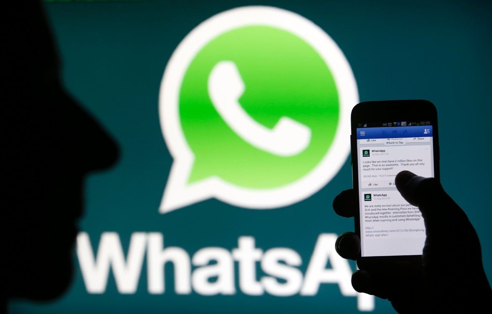 WhatsApp und E-Plus wollen gemeinsam ein besonders verlockendes Angebot unterbreiten.