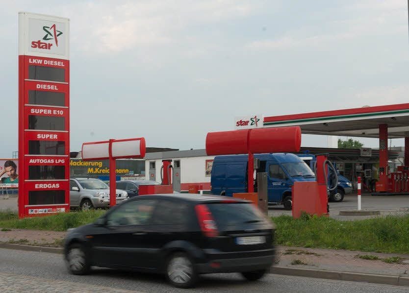 Während der Spurensicherung blieb die Tankstelle geschlossen.