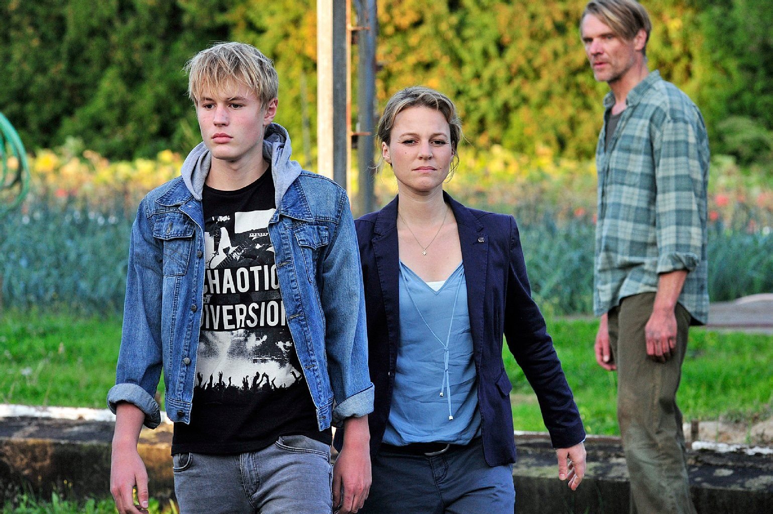 Kriminalhauptkommissarin Olga Lenksi (Maria Simon) und Schüler Tobias Lubkoll (Ludwig Simon)
