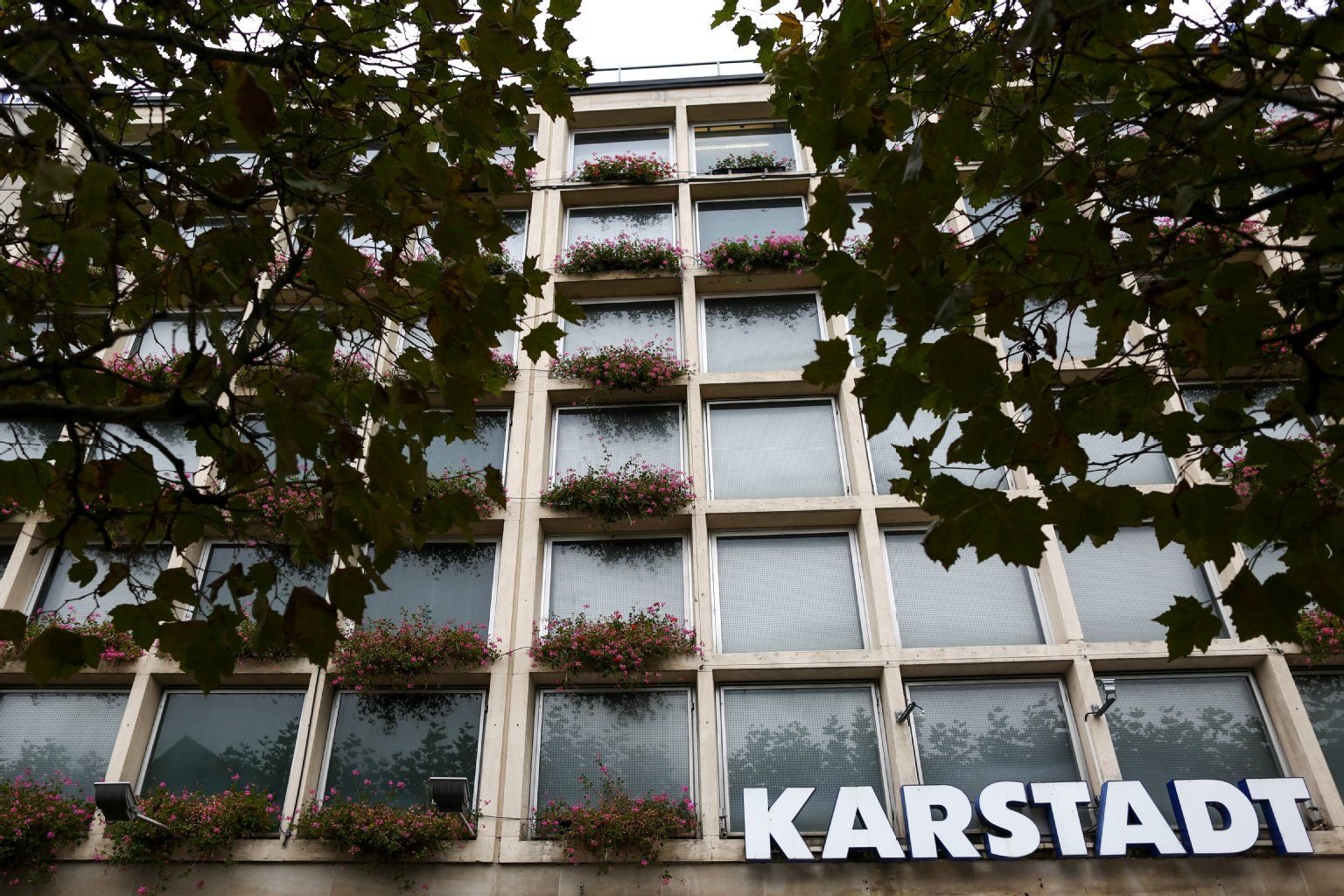 Ungewiss, welche Karstadt-Filialen nach der Sanierung noch öffnen werden.