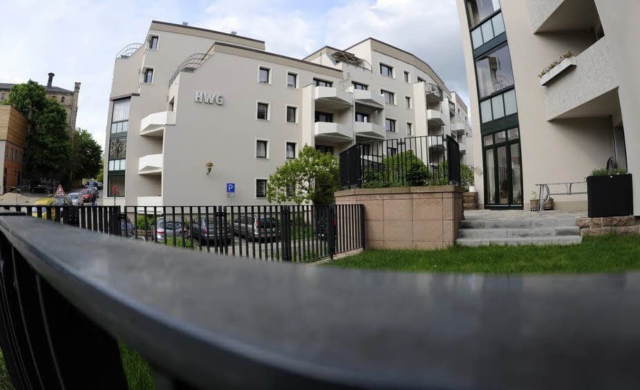 Bei der Sanierung wie hier am Schlossberg gehen Bauelemente verloren. Gemeint sind damit die Platten, aus denen die Gebäude zusammengesetzt sind.