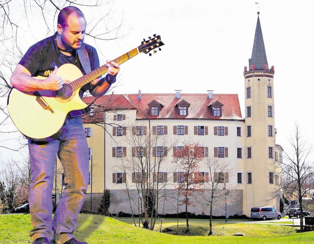 Quasi rund ums Jessener Schloss treten zur Kneipennacht Künstler in sieben Einrichtungen auf. Fotos: ; mz -