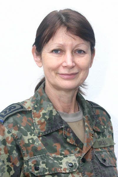 Angela Riedel