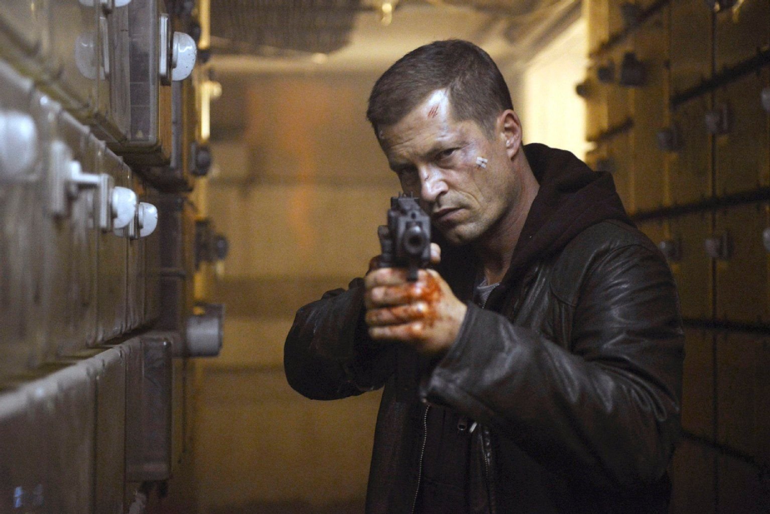 Nick Tschiller (Til Schweiger) lässt die Waffen sprechen.