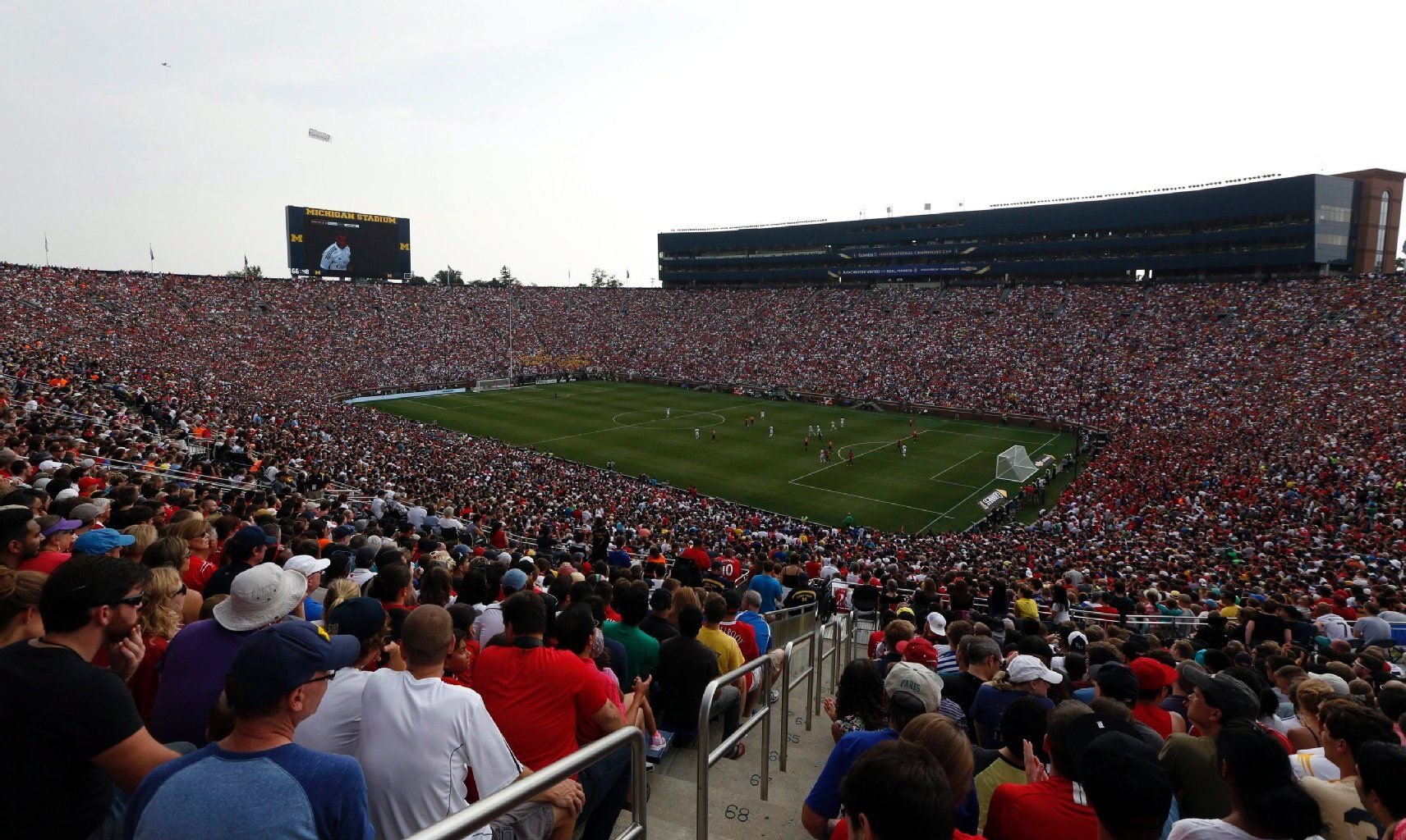 Der Blick ins Stadion