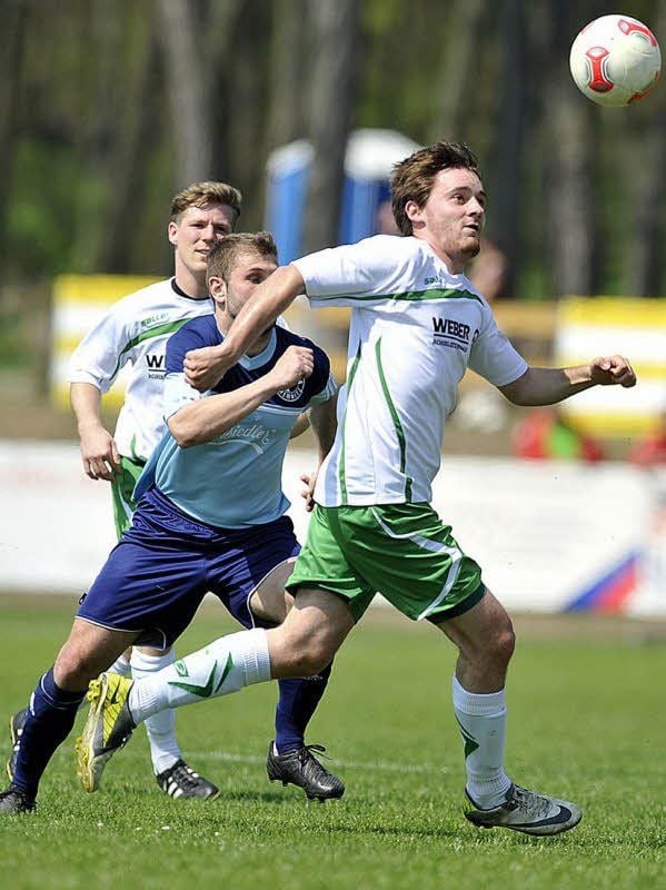 Florian Freihube (rechts) hat sich einen Stammplatz in der Piesteritzer Oberliga-Mannschaft erkämpft. Am Samstag geht es zu RB Leipzig.