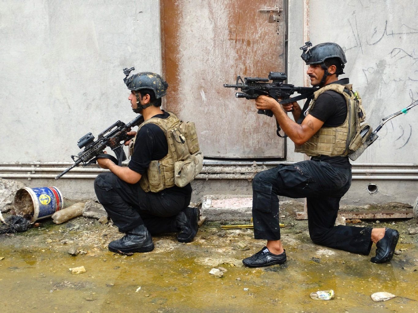 Spezialeinheiten des irakischen Militärs auf der Suche nach Einheiten der Isis in Ramadi.