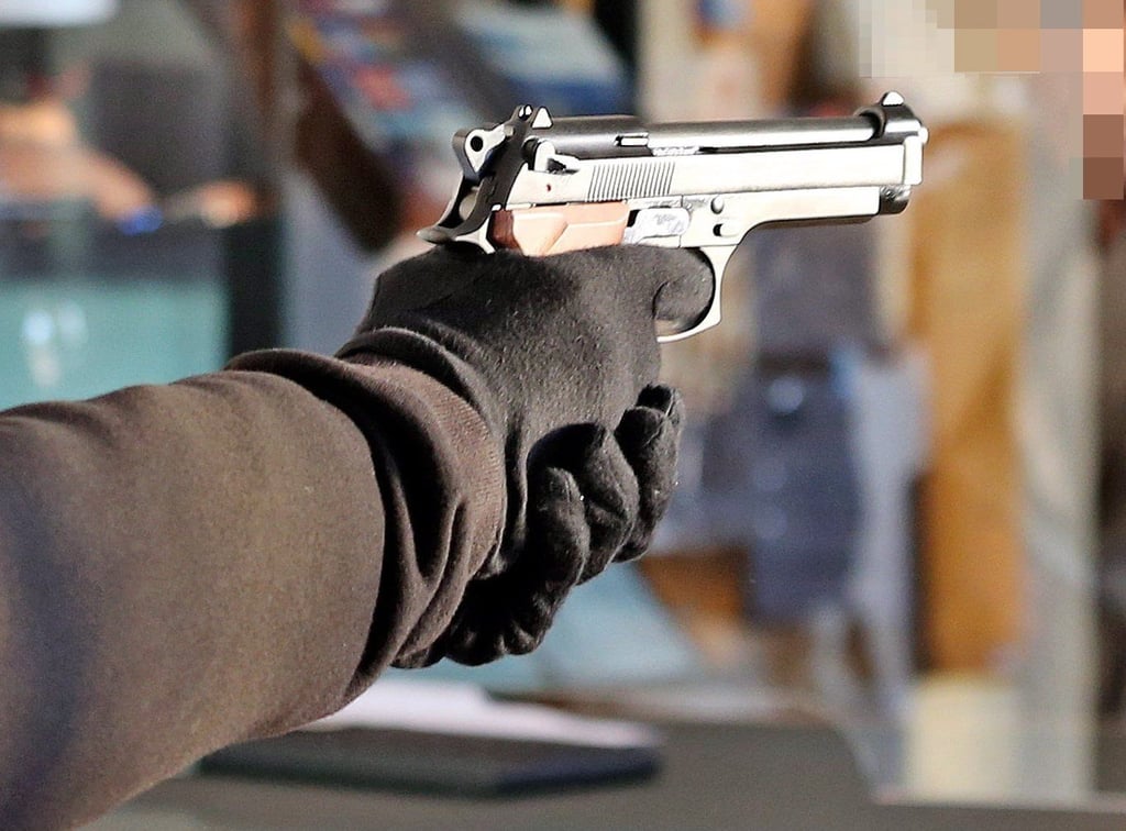 Im Nahbereich konnten die drei Jugendlichen durch die Polizei festgestellt werden.